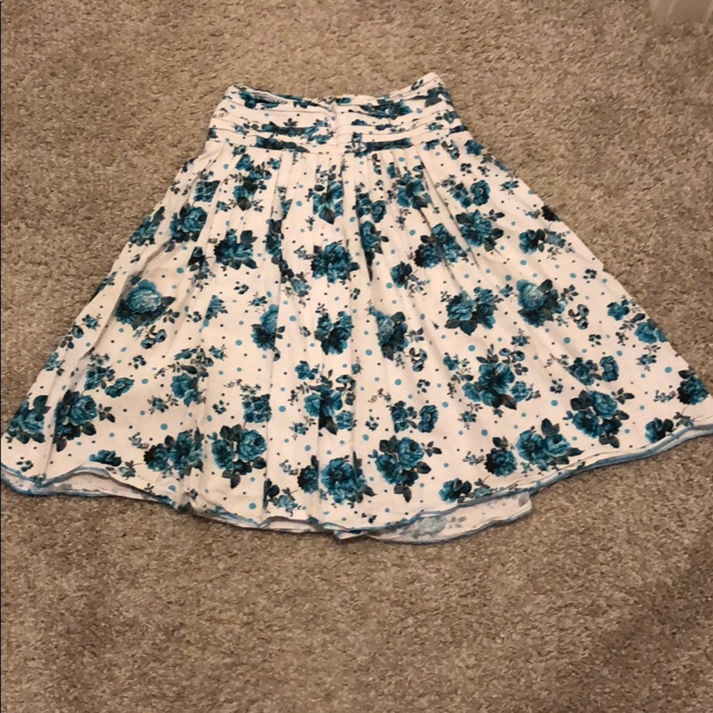 Women’s Skirt